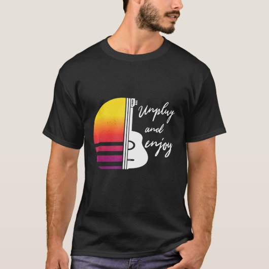 Guiter enthousiast Unplug and joy T-shirt (Voorkant)