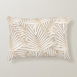 Gulden palmbladeren naadloos op witte achtergrond accent kussen