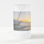 Gulf Breeze Zeilboot en Jetty Sunset Frosted Mok (Center)