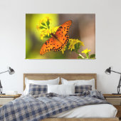 Gulf Fritillary aka Passion Butterfly on Goldenrod Canvas Afdruk (Insitu (Slaapkamer))