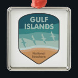 Gulf Islands National Seashore Seagulls Metalen Ornament<br><div class="desc">Gulf Islands National Seashore in Florida en Mississippi bestaat uit pittoreske ongerepte stranden,  drie historische forten,  lokale wetlands en een behoud van Naval Live Oaks.</div>