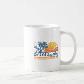Gulf of US America EST 2025 Retro  Beach Me Koffiemok