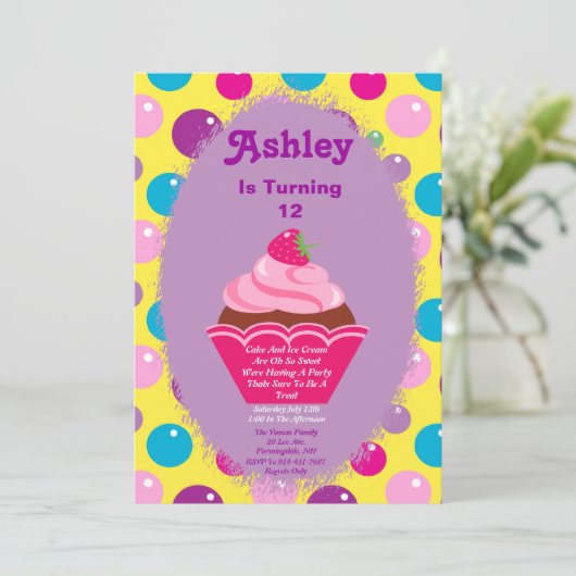 Gumball Cupcake Uitnodiging (Staand voorkant)