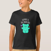 Gummy A Big Beer Hug Funny Snoep Pun Dark BG T-shirt (Voorkant)