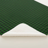 Gunn tartan green black plaid sherpa deken (3/4)