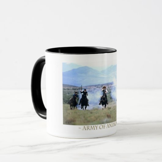 Gunning for Outlaws Mok (Voorkant links)