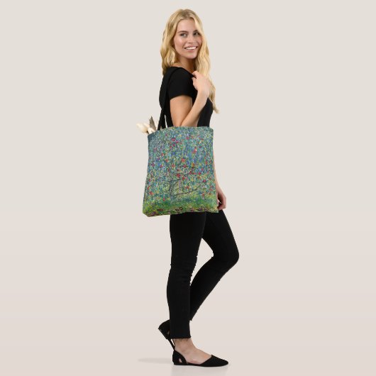 Gustav Klimt - Apple Tree Tote Bag (Op model)