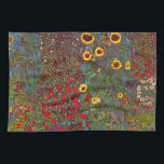 Gustav Klimt Boerderij Garden met zonnebloemen Theedoek<br><div class="desc">Gustav Klimt Boerderij Garden met zonnebloemen keukenhanddoek. Olieverf op canvas van 1905 tot 1906. Hoewel Klimt het meest wordt erkend voor zijn gouden periode die klassieke werken produceerde zoals The Kiss en Portret van Adele Bloch Bauer, produceerde de kunstenaar ook een aantal enorm charmante landschapsschilderijen. Boerderij van tuinen met zonnebloemen...</div>