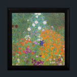 Gustav Klimt Flower Garden Cottage Natuur Cadeaudoosje<br><div class="desc">Een prachtig tuinschilderij - dit is een klassiek schilderij van Gustav Klimt,  genaamd Cottage Garden,  of Bauergarten,  1907,  dat is een close-up van een bloementuin,  een kleurrijk bloemschilderij.</div>