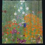 Gustav Klimt Flower Garden Cottage Natuur Douchegordijn<br><div class="desc">Een prachtig tuinschilderij - dit is een klassiek schilderij van Gustav Klimt,  genaamd Cottage Garden,  of Bauergarten,  1907,  dat is een close-up van een bloementuin,  een kleurrijk bloemschilderij.</div>