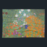 Gustav Klimt Flower Garden Cottage Natuur Theedoek<br><div class="desc">Een prachtig tuinschilderij - dit is een klassiek schilderij van Gustav Klimt,  genaamd Cottage Garden,  of Bauergarten,  1907,  dat is een close-up van een bloementuin,  een kleurrijk bloemschilderij.</div>