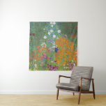 Gustav Klimt Flower Garden Cottage Natuur Wandkleed<br><div class="desc">Een prachtig tuinschilderij - dit is een klassiek schilderij van Gustav Klimt,  genaamd Cottage Garden,  of Bauergarten,  1907,  dat is een close-up van een bloementuin,  een kleurrijk bloemschilderij.</div>