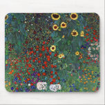 Gustav Klimt Flower Garden Muismat<br><div class="desc">Muismat met het schilderij van Gustav Klimt Boerderij Tuin met zonnebloemen (1907). Een prachtige tuin van zonnebloemen en voortreffelijke blauwe,  rode,  paarse,  roze en witte bloemen. Een groot geschenk voor fans van Art Nouveau en Oostenrijkse kunst.</div>