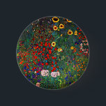 Gustav Klimt Flower Garden Ronde Button 5,7 Cm<br><div class="desc">Button met Boerderij van het olieverfschilderij van Gustav Klimt Garden met zonnebloemen (1907). Een prachtige tuin van zonnebloemen en voortreffelijke blauwe,  rode,  paarse,  roze en witte bloemen. Een groot geschenk voor fans van Art Nouveau en Oostenrijkse kunst.</div>