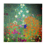 Gustav Klimt Flower Garden Tegeltje<br><div class="desc">Tegel met oliefilter van Gustav Klimt (1906). Een prachtige tuin van paarse,  rode,  witte,  blauwe en oranje bloemen. Een groot geschenk voor fans van Art Nouveau en Oostenrijkse kunst.</div>