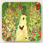 Gustav Klimt Garden met kippen Bier Onderzetter<br><div class="desc">Onderzetters met het olieverschilderij van Gustav Klimt Garden met roesters (1917). Twee bruine kippen staan op een tuinpad. Mooie roze,  rode en witte bloemen bloeien langs de weg. Een groot geschenk voor fans van Art Nouveau en Oostenrijkse kunst.</div>