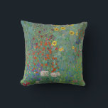 Gustav Klimt - Landentuin met zonnebloemen Kussen<br><div class="desc">Landtuin met zonnebloemen / Boerderijen tuin met zonnebloemen - Gustav Klimt in 1905-1906</div>