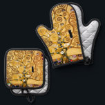 Gustav Klimt Levensboom: Art Nouveau Symbolist Ovenwant & Pannenlap Set<br><div class="desc">Verhoog uw ruimte met dit iconische meesterwerk, Gustav Klimt's "Tree of Life" (van de Stoclet Frieze). Dit beroemde art nouveau-kunstwerk boeit met zijn wervelende gouden takken, ingewikkelde patronen en symbolische motieven die de reis, verbinding en groei van het leven vertegenwoordigen. Klimt's kenmerkende gebruik van rijk, glinsterend goud, mozaïekachtige details en...</div>