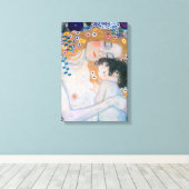 Gustav Klimt - Moeder en Kind Canvas Afdruk (Insitu (Houten vloer))