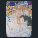Gustav Klimt - Moeder en kind iPad Air Cover<br><div class="desc">Moeder en kind (detail van drie jaar vrouw) - Gustav Klimt,  Oil on Canvas,  1905</div>