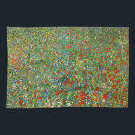 Gustav Klimt Poppy Field Theedoek<br><div class="desc">Gustav Klimt Poppy Field. Olieverf op canvas vanaf 1907. Een van de meest betoverende landschappen van de Oostenrijkse kunstenaar Gustav Klimt, is het papaver-veld met een prachtig veld dat rode papavers in de verte springt met bomen die aan de horizon opstijgen. Het schilderij kenmerkt Klimt's mooie mix van impressionisme en...</div>