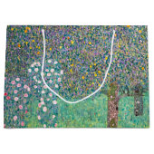 Gustav Klimt - Rosebushes onder de bomen Groot Cadeauzakje (Voorkant)