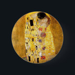 Gustav Klimt The Kiss Button<br><div class="desc">Gustav Klimt De knop Kus. Schilder van kunststofolie op doek van 1907-1908. De Kus is het bekendste schilderij van Gustav Klimt, een prachtig werk dat de hoogte van zijn gouden periode weergeeft. Een perfect cadeau voor liefhebbers van het Oostenrijkse symboliek, Gustav Klimt, en mooie kunst.</div>