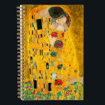 Gustav Klimt The Kiss Notitieboek<br><div class="desc">Notitieboek met olieverf van Gustav Klimt met goudblad The Kiss (1908). Een man en een vrouw,  met briljante gouden kleuren,  omarmen en kussen op een bloesem. Een groot geschenk voor fans van Art Nouveau en Oostenrijkse kunst.</div>