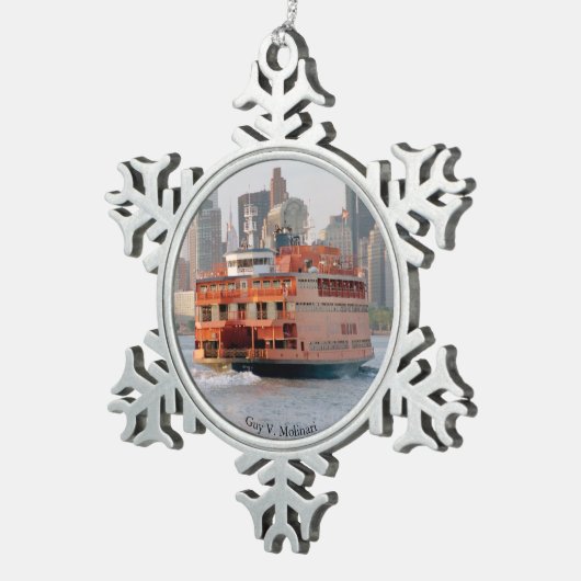 Guy V. Molinari ball of snowflake ornament (Rechts)