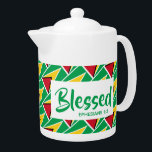 GUYANA FLAG Blessed Christelijk Gepersonaliseerd M Theepot<br><div class="desc">Viel je geloof en je GUYANESE erfgoed om wanneer je vervolgens je hete drink in deze stijlvol ontworpen theepot maakt, die de GOLDEN ARROWHEAD vlag van GUYANA show in een diagonaal betegeld patroon, met de verwijzingen naar scripts Ephesians 1:3 (Geloofd met elke spirituele zegen). Dit zou een ideaal geschenk zijn...</div>