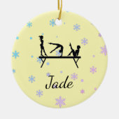 GYELLOW GYMNASTICS-ORNAMENS MET PERSONALISERING KERAMISCH ORNAMENT (Voorkant)