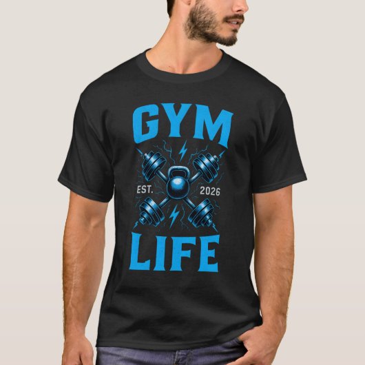Gym Life Est. 2026 – New Chapter Fitness Tee T-shirt (Voorkant)