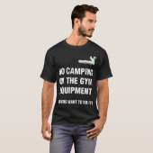 Gym Squirrel No Camping witte belettering T-shirt (Voorkant volledig)