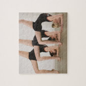 Gymnasten die zich ondersteboven opstellen legpuzzel (Verticaal)