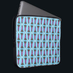 Gymnastiek Acrobat Acro Tumbling Dance Gymnast Laptop Sleeve<br><div class="desc">Het ontwerp bevat een originele markeerafbeelding van een meisjestumbler in een roze en blauwe linter, blauwe haarboog en acrobatics/gymnastiekschoenen. Ideaal voor je favoriete acrobaat, gymnast, tumbler, danser, dansleraar, studioeigenaar of gymnastiekcoach! Zie je niet wat je zoekt? Hulp nodig bij aanpassingen? Klik "contact deze ontwerper"om iets te hebben enkel voor u...</div>