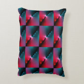 Gymnastiek gooit kussen met gymnast op ongelijke b (Achterkant (Verticaal))