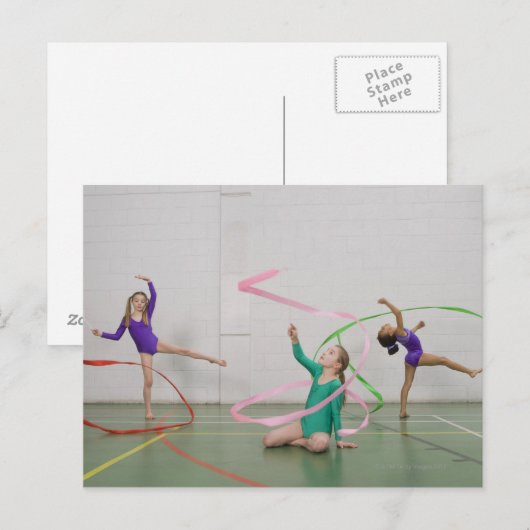 Gymnastiekmeisjes die dansen met linten briefkaart (Voorkant / Achterkant)