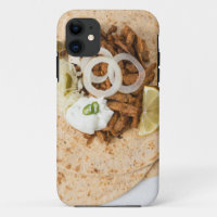 Gyros pita met tzatziki coleslaw olives en feta