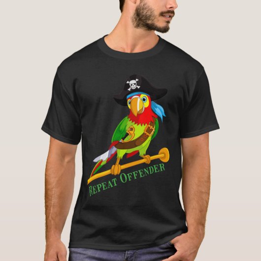 H290 Funny Parrot Pirate Repat Offender  T-shirt (Voorkant)