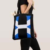 H Monogram bedekt met Schotse vlag stint Tote Bag (Dichtbij)