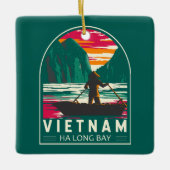Ha Long Bay Vietnam Bootverkoper Reizen Kunst Vint Keramisch Ornament (Voorkant)