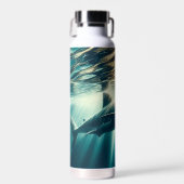 Haai in het diepblauwe zee & zonlicht waterfles (Voorkant)