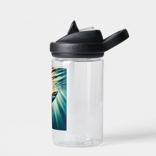 Haai in het diepblauwe zee & zonlicht waterfles (Links)