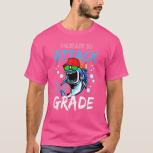 haai klaar om 2e graadjongens terug naar Schoo aan T-shirt
