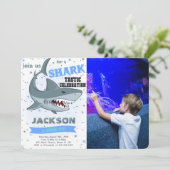 haai verjaardag foto uitnodiging (Staand voorkant)