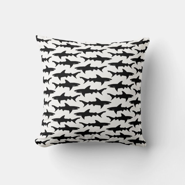 Haaien - Elegant Black en White Shark Pattern Kussen (Voorkant)