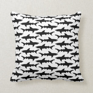 Haaien - Elegant Black en White Shark Pattern Kussen