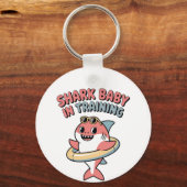 Haaienbaby in training | Kinderen Sleutelhanger (Voorkant)
