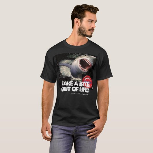 haaienbeet t-shirt (Voorkant volledig)