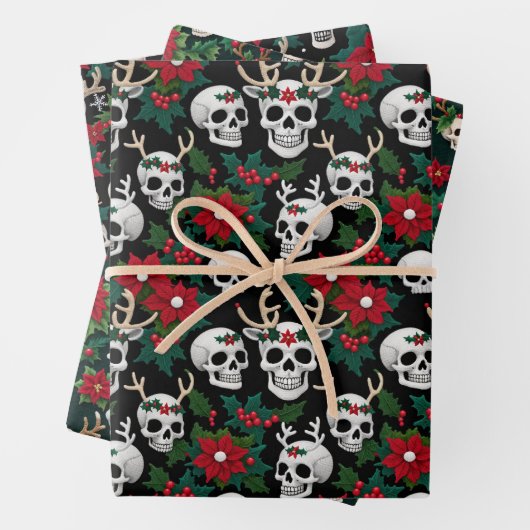 Haak kerstschedels met poinsettia's inpakpapier vel (In situ)